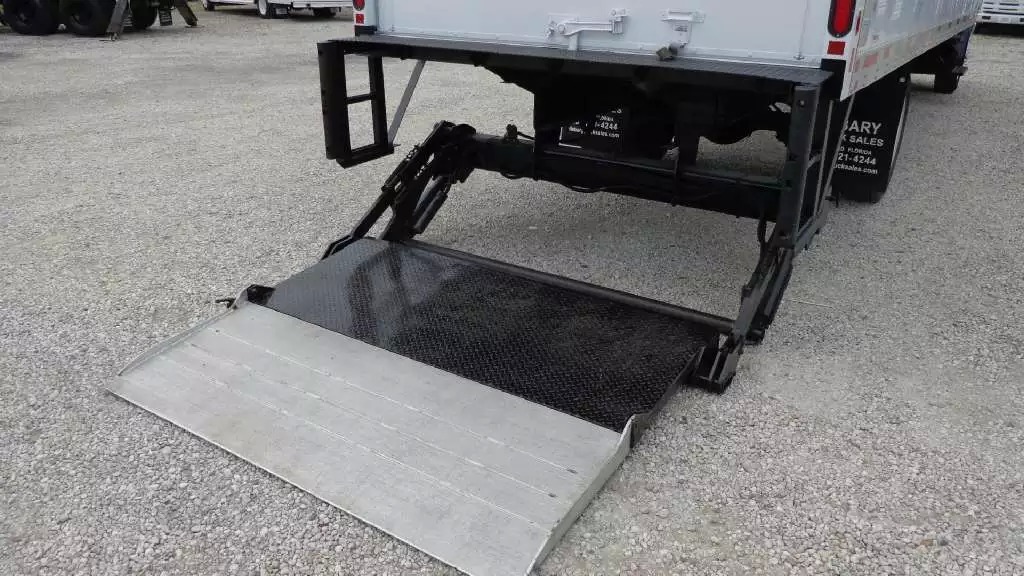 tailgate lifts for pickups